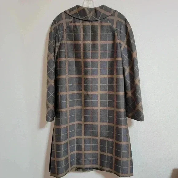Vintage Fabiola David Barr Gray and Tan Car Coat - Picture 2 of 4